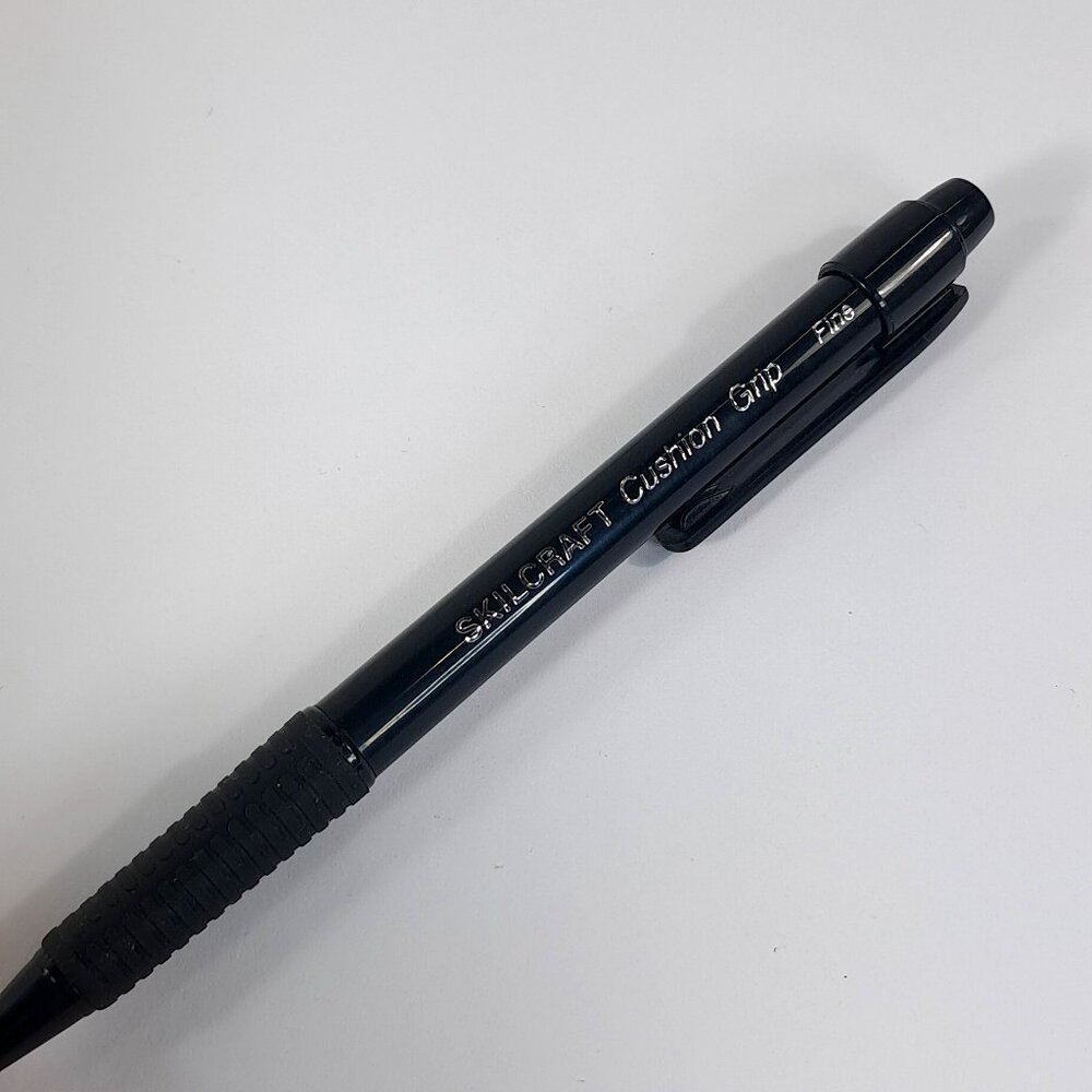 Skilcraft Cushion Grip‎ FINE Ball Point Pen Retractable Black Ink ballpoint